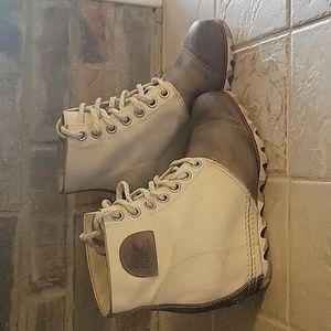 Sorel wedge Booties